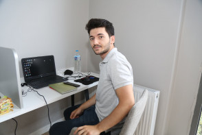 Ahmet Kekeç Kütüphanemizi gençler çok sevdi Ahmet Kekeç Kütüphanemizi gençler çok sevdi