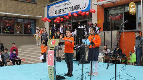 Alibeyköy Ortaokulu'nda 23 Nisan Coşkusu